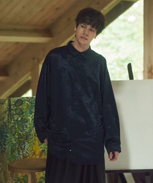 KUUUPY（クーピー）の「Flower Jacquard Regular Collar Shirts - フラワージャカード織レギュラーカラーシャツ（シャツ/ブラウス・メンズ・ネイビー/ホワイト/ブラック/グレー・SMALL/MEDIUM/LARGE）」の19枚目の写真