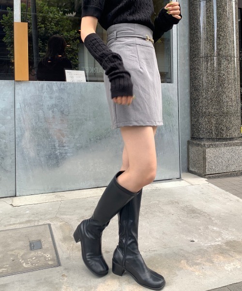 OLIVE des OLIVE（オリーブデオリーブ）の「【WEB限定カラー有】ビットベルト付きタイトミニスカート（スカート・レディース・ブラウン/ダークブラウン/グレー/スミクロ/ブラック・FREE）」の7枚目の写真