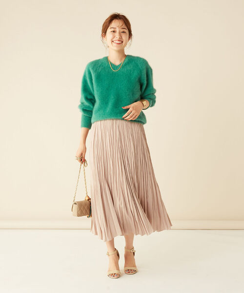 NOLLEY’S（ノーリーズ）の「“ジェンヌコレクションコラボアイテム” 星南のぞみさん ヘアリーVネックプルオーバーニット（ニット/セーター・レディース・ネイビー/オフホワイト/ピンク/グリーン/ベビーピンク/グレイッシュベージュ/ライトブルー・38）」の16枚目の写真
