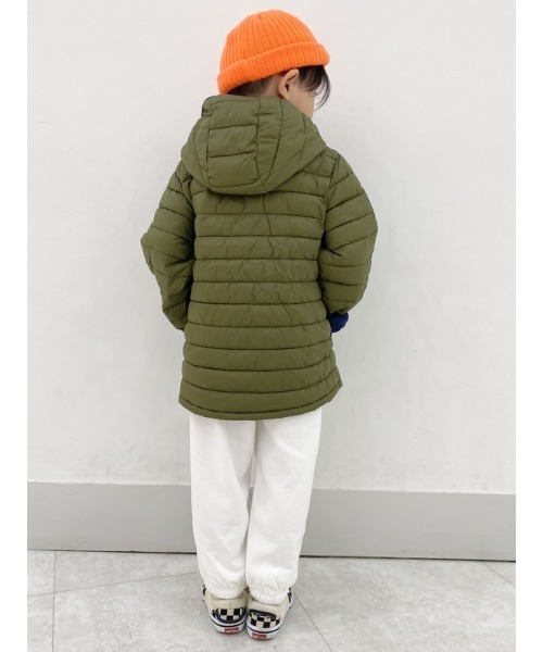 GAP(ギャップ)の「リサイクル素材100% 軽量パファージャケット (キッズ)(ダウンジャケット/コート・キッズ・ブラウン/ネイビー/ブラック/カーキ・XS/S/M/XXL/L/XL)」の9枚目の写真