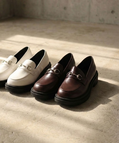 LibertyDoll（リバティードール）の「LibertyDoll シンプル レースアップ/ローファー（ドレスシューズ・レディース・ホワイト系その他/ブラック系その他/ホワイト系その他2/ホワイト系その他3/ブラック系その他2/ブラック系その他3/ブラック系その他4/ブラック系その他5/ブラック系その他6/ブラック系その他7/ダークブラウン/ブラック/ホワイト/ダークブラウン系/ダークブラウン系1/ダークブラウン系2/シルバー系その他3/シルバー系その他2/シルバー系その他/シルバー/イエロー系2/イエロー系4/ブラック系1/イエロー系3/イエロー系1・M/3L/40/42/43/44/L/LL/41/S）」の17枚目の写真