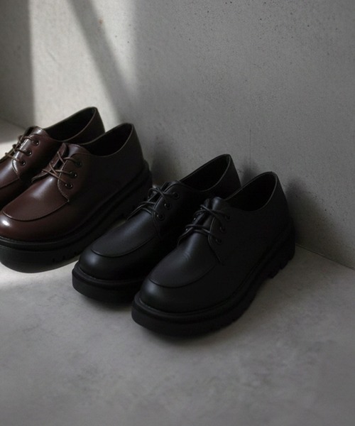 LibertyDoll（リバティードール）の「LibertyDoll シンプル レースアップ/ローファー（ドレスシューズ・レディース・ホワイト系その他/ブラック系その他/ホワイト系その他2/ホワイト系その他3/ブラック系その他2/ブラック系その他3/ブラック系その他4/ブラック系その他5/ブラック系その他6/ブラック系その他7/ダークブラウン/ブラック/ホワイト/ダークブラウン系/ダークブラウン系1/ダークブラウン系2/シルバー系その他3/シルバー系その他2/シルバー系その他/シルバー/イエロー系2/イエロー系4/ブラック系1/イエロー系3/イエロー系1・M/3L/40/42/43/44/L/LL/41/S）」の8枚目の写真