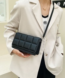 新色　ショルダーバッグ