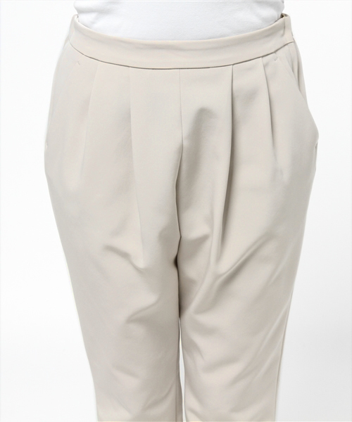 La TOTALITE（ラトータリテ）の「バックギャザーフォルムパンツ。（その他パンツ・レディース・ベージュ/ブラック・38/36）」の6枚目の写真