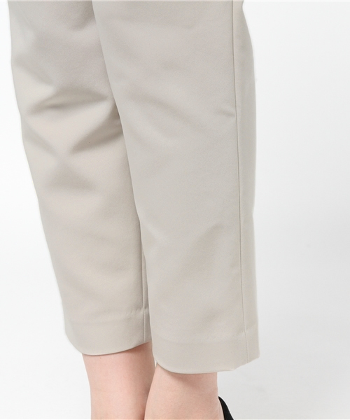 La TOTALITE（ラトータリテ）の「バックギャザーフォルムパンツ。（その他パンツ・レディース・ベージュ/ブラック・38/36）」の9枚目の写真