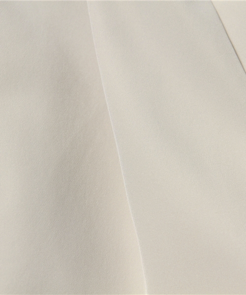 La TOTALITE（ラトータリテ）の「バックギャザーフォルムパンツ。（その他パンツ・レディース・ベージュ/ブラック・38/36）」の11枚目の写真