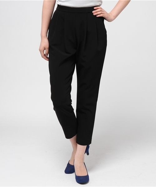 La TOTALITE（ラトータリテ）の「バックギャザーフォルムパンツ。（その他パンツ・レディース・ベージュ/ブラック・38/36）」の12枚目の写真