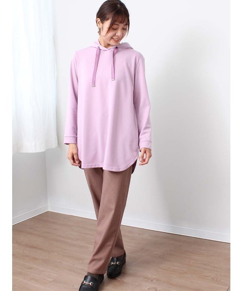 MB mint breeze(エムビーミントブリーズ)の「【M~5L 大きいサイズ】ラウンドヘム チュニック丈 パーカー(Tシャツ/カットソー・レディース・ピンク/ネイビー/クリーム・LL/L/5L/3L/4L/M)」の17枚目の写真