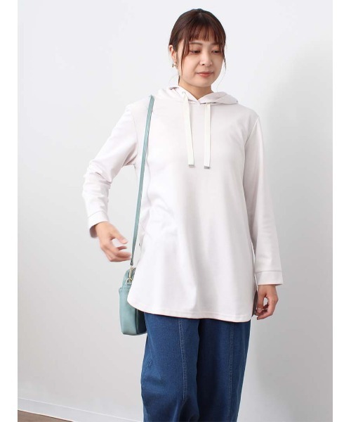 MB mint breeze(エムビーミントブリーズ)の「【M~5L 大きいサイズ】ラウンドヘム チュニック丈 パーカー(Tシャツ/カットソー・レディース・ピンク/ネイビー/クリーム・LL/L/5L/3L/4L/M)」の4枚目の写真