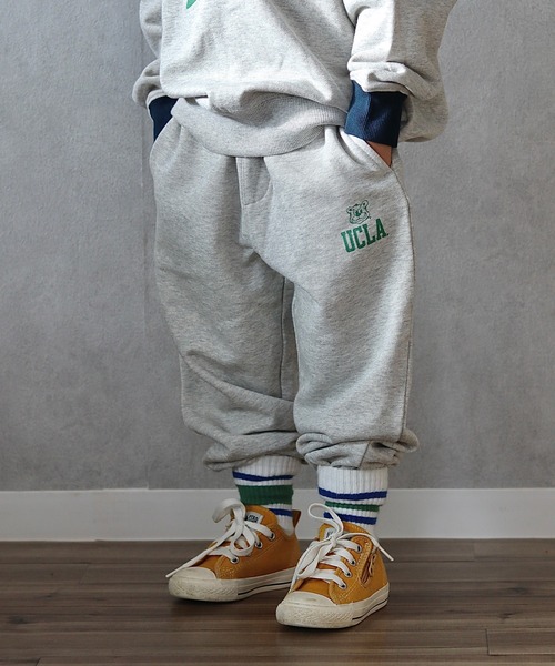 UCLA(ユーシーエルエー)の「【KIDS】【UCLA/ユーシーエルエー】TYPY別注プリントスウェットパンツ(スウェットパンツ・キッズ・アイボリー・S/M/L/XL/XXL)」の1枚目の写真