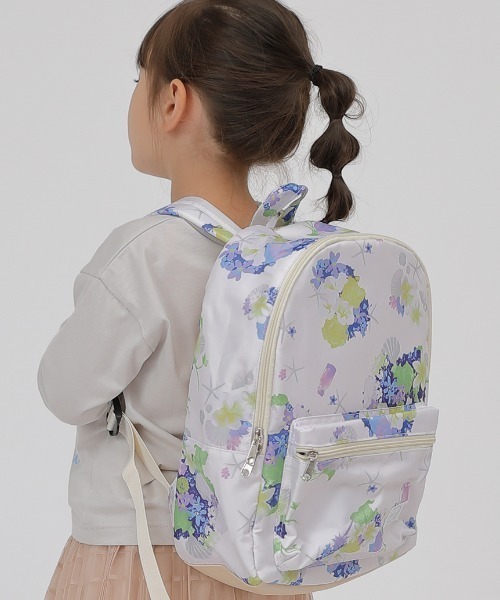 HAKKA KIDS(ハッカキッズ)の「オリジナルフラワープリントリュック(バックパック/リュック・キッズ・グレー/オフホワイト/ブルー/ピンク・M)」の5枚目の写真