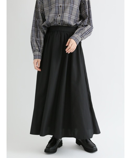Samansa Mos2 blue（サマンサモスモスブルー）の「フレアロングスカート（スカート・レディース・ブラック/カーキ/モカ・ﾌﾘ-）」の2枚目の写真