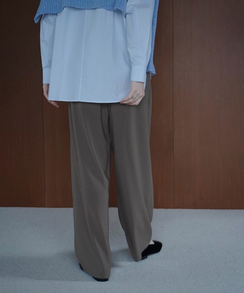 CLANE(クラネ)の「BASIC TUCK PANTS(その他パンツ・レディース・ボルドー/ベージュ/アイボリー/ブラック・0/1/2)」の16枚目の写真