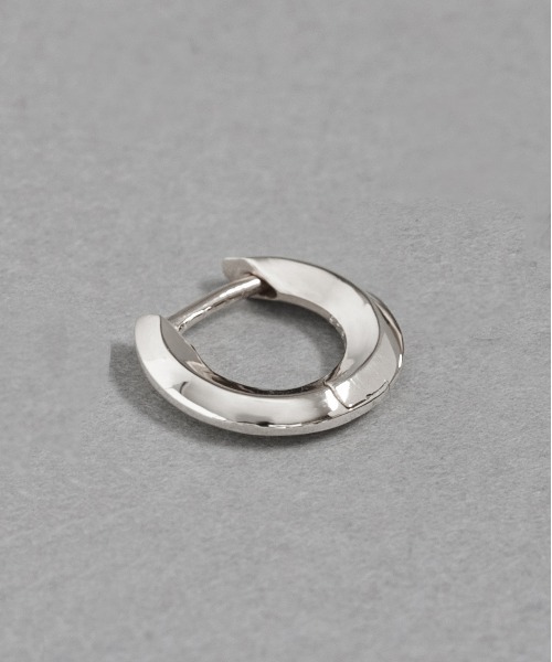 Jewel closet by L&Co.(ジュエルクローゼットバイエルアンドコー)の「SV925 片耳 ピアス(ピアス(片耳用)・レディース・シルバー系3/シルバー系5/ゴールド系2/ゴールド系4/シルバー系1/ゴールド系5/ゴールド系6/ゴールド系7/シルバー系6/シルバー系7/シルバー系2/シルバー系4/ゴールド系1/ゴールド系3・FREE)」の15枚目の写真