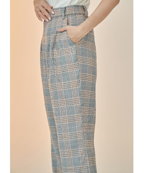 N WITH.(エヌウィズ)の「チェック柄ストレートパンツ(その他パンツ・レディース・ブラウン/グレー・FREE)」の15枚目の写真