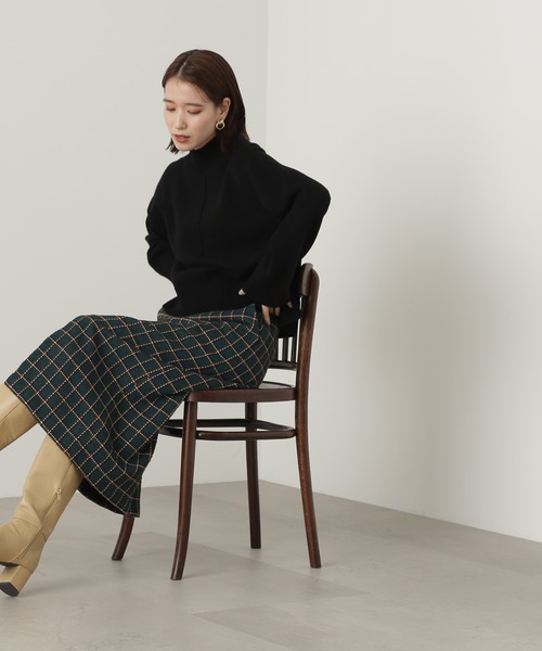 N.（N. Natural Beauty Basic）（エヌエヌナチュラルビューティーベーシック）の「【横田ひかるさん着用】◆ラムウール混ハイネックニット（ニット/セーター・レディース・ブルー/オフホワイト/ピンク/ブラック・MEDIUM）」の15枚目の写真