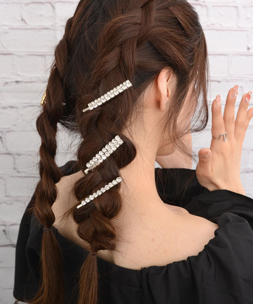 Mayree(メイリー)の「【float】キラキラ ビジュー ゴールド シルバー ヘアピン【3本セット】(ヘアピン・レディース・ゴールド/シルバー/ゴールド系/シルバー系・FREE)」の1枚目の写真