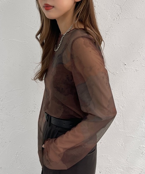apres jour mignon（アプレジュールミニョン）の「柄シアートップス【ZOZOTOWN限定アイテム】（シャツ/ブラウス・レディース・ブラック系その他/ブラウン系その他/ベージュ系その他・フリー/X-LARGE）」の15枚目の写真