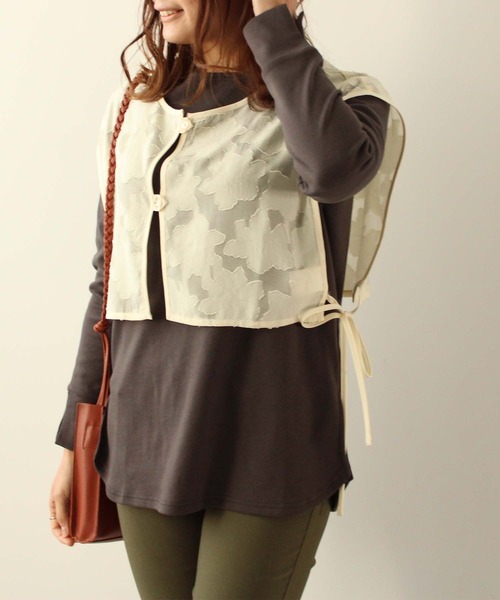 toucher du brise（トゥシェドブリーズ）の「シアー花柄ジャガード ビスチェ（ベスト・レディース・クリーム/ブラック/オフホワイト・M）」の5枚目の写真