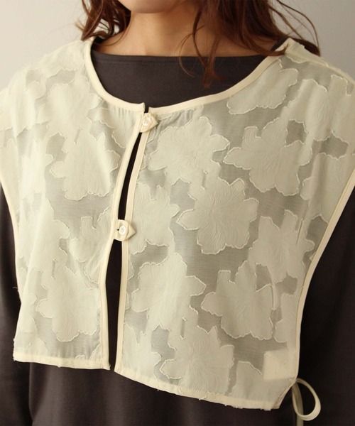 toucher du brise（トゥシェドブリーズ）の「シアー花柄ジャガード ビスチェ（ベスト・レディース・クリーム/ブラック/オフホワイト・M）」の19枚目の写真