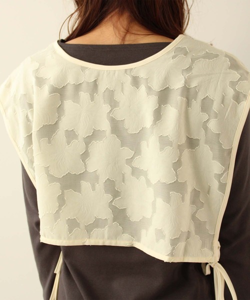 toucher du brise（トゥシェドブリーズ）の「シアー花柄ジャガード ビスチェ（ベスト・レディース・クリーム/ブラック/オフホワイト・M）」の10枚目の写真