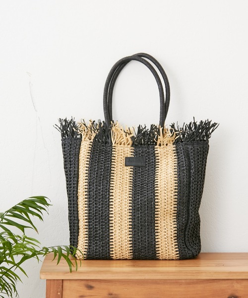 Actually（アクチュアリー）の「ペーパーストライプ トートバッグ（トートバッグ・レディース・ブラック/ベージュ・フリー）」の2枚目の写真