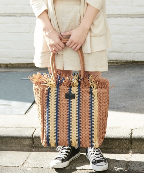 Actually（アクチュアリー）の「ペーパーストライプ トートバッグ（トートバッグ・レディース・ブラック/ベージュ・フリー）」の8枚目の写真