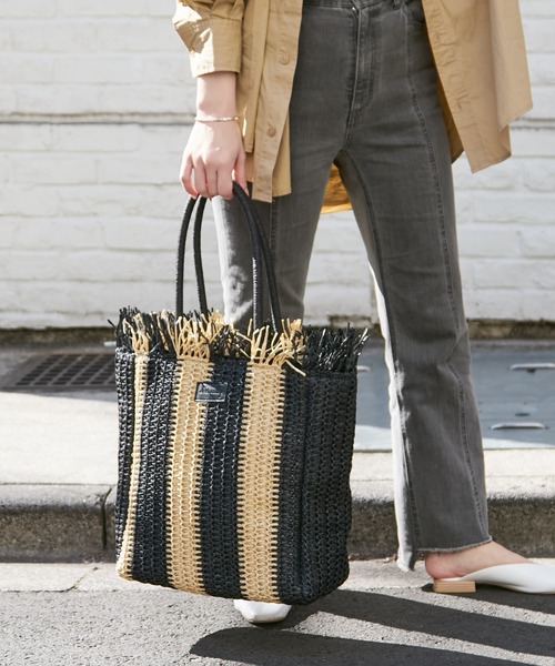 Actually（アクチュアリー）の「ペーパーストライプ トートバッグ（トートバッグ・レディース・ブラック/ベージュ・フリー）」の10枚目の写真