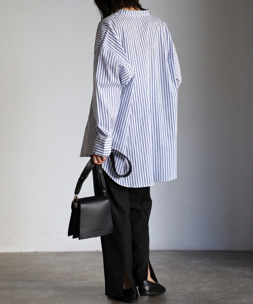 EASEBLUE（イーズブルー）の「アシメフラップオーバーシャツブラウス（シャツ/ブラウス・レディース・オフホワイト/ブルー/ブルー系1/ネイビー系1・FREE）」の21枚目の写真