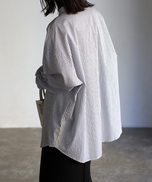 EASEBLUE（イーズブルー）の「アシメフラップオーバーシャツブラウス（シャツ/ブラウス・レディース・オフホワイト/ブルー/ブルー系1/ネイビー系1・FREE）」の6枚目の写真