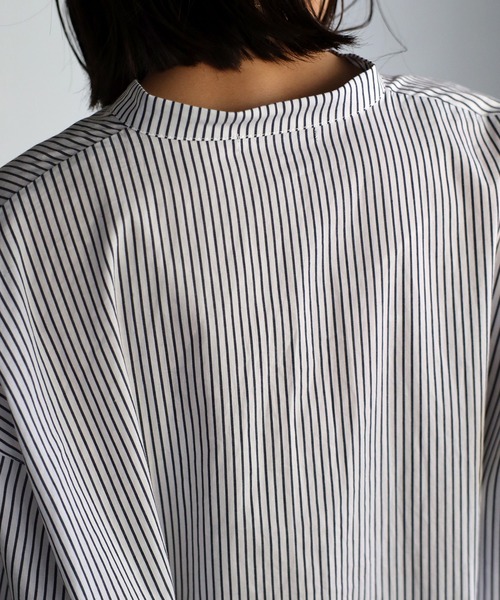 EASEBLUE（イーズブルー）の「アシメフラップオーバーシャツブラウス（シャツ/ブラウス・レディース・オフホワイト/ブルー/ブルー系1/ネイビー系1・FREE）」の10枚目の写真