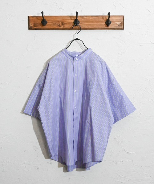 Anytime Songs(エニータイムソングス)の「綿ブロード バンドカラービッグシャツ(シャツ/ブラウス・メンズ・ホワイト/サックスブルー系/グリーン/ホワイト系その他/イエロー/ラベンダー/グリーン系その他/サックスブルー/グレイッシュベージュ/ブラック/ブラック系その他・MEDIUM/LARGE/X-LARGE)」の11枚目の写真