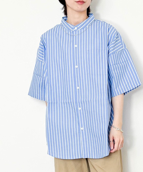 Anytime Songs(エニータイムソングス)の「綿ブロード バンドカラービッグシャツ(シャツ/ブラウス・メンズ・ホワイト/サックスブルー系/グリーン/ホワイト系その他/イエロー/ラベンダー/グリーン系その他/サックスブルー/グレイッシュベージュ/ブラック/ブラック系その他・MEDIUM/LARGE/X-LARGE)」の10枚目の写真