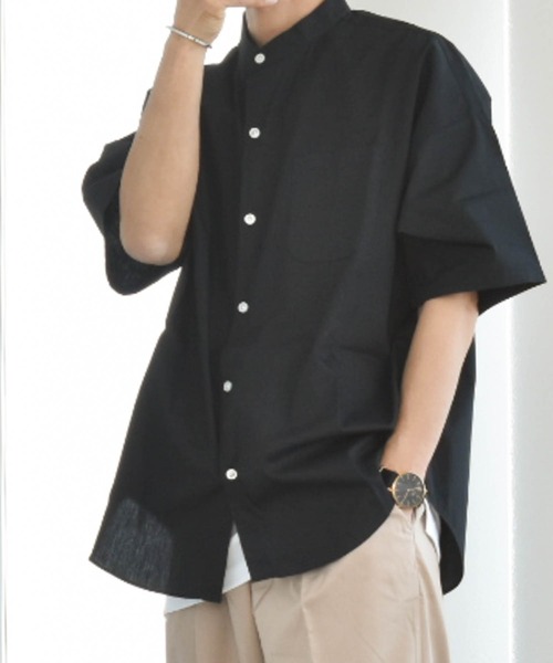 Anytime Songs(エニータイムソングス)の「綿ブロード バンドカラービッグシャツ(シャツ/ブラウス・メンズ・ホワイト/サックスブルー系/グリーン/ホワイト系その他/イエロー/ラベンダー/グリーン系その他/サックスブルー/グレイッシュベージュ/ブラック/ブラック系その他・MEDIUM/LARGE/X-LARGE)」の4枚目の写真