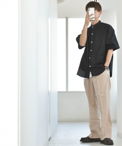 Anytime Songs(エニータイムソングス)の「綿ブロード バンドカラービッグシャツ(シャツ/ブラウス・メンズ・ホワイト/サックスブルー系/グリーン/ホワイト系その他/イエロー/ラベンダー/グリーン系その他/サックスブルー/グレイッシュベージュ/ブラック/ブラック系その他・MEDIUM/LARGE/X-LARGE)」の14枚目の写真