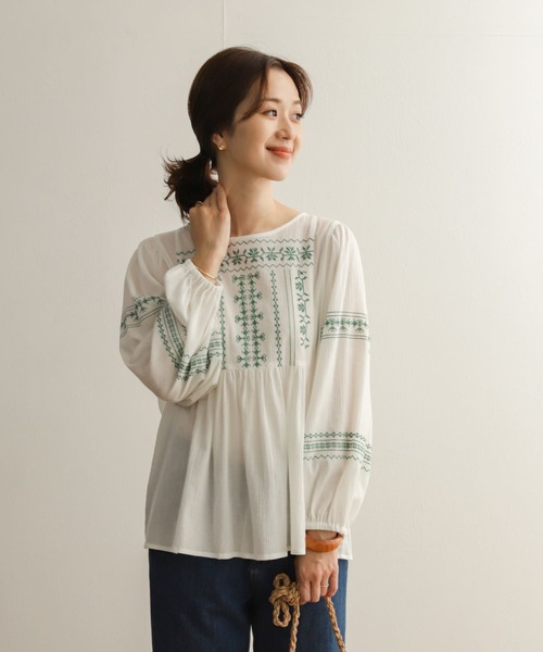 URBAN RESEARCH DOORS（アーバンリサーチドアーズ）の「クロスステッチ刺繍楊柳ブラウス（シャツ/ブラウス・レディース・チャコールグレー/グレー/ホワイト・MEDIUM）」の11枚目の写真