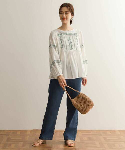 URBAN RESEARCH DOORS（アーバンリサーチドアーズ）の「クロスステッチ刺繍楊柳ブラウス（シャツ/ブラウス・レディース・チャコールグレー/グレー/ホワイト・MEDIUM）」の14枚目の写真