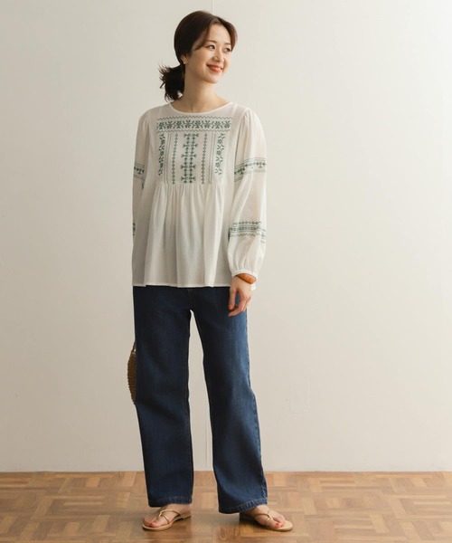 URBAN RESEARCH DOORS（アーバンリサーチドアーズ）の「クロスステッチ刺繍楊柳ブラウス（シャツ/ブラウス・レディース・チャコールグレー/グレー/ホワイト・MEDIUM）」の15枚目の写真