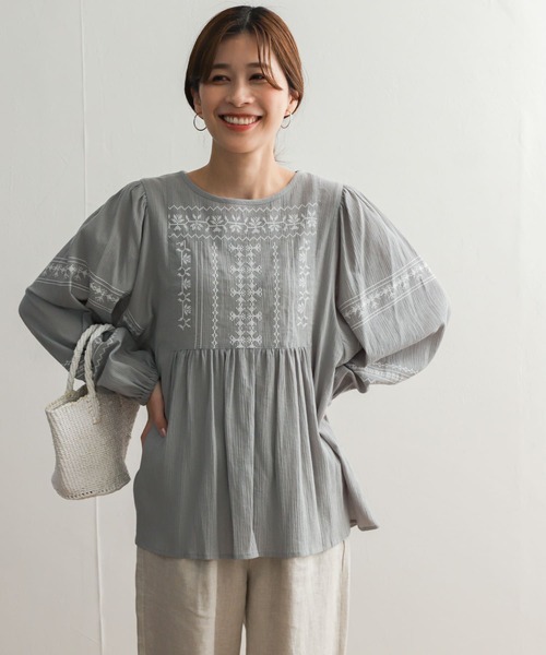 URBAN RESEARCH DOORS（アーバンリサーチドアーズ）の「クロスステッチ刺繍楊柳ブラウス（シャツ/ブラウス・レディース・チャコールグレー/グレー/ホワイト・MEDIUM）」の21枚目の写真