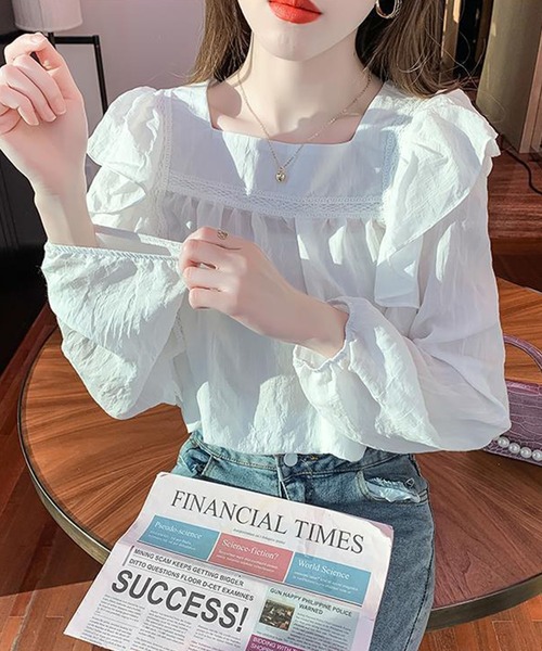 Amulet（アミュレット）の「ショルダーフリルブラウス（シャツ/ブラウス・レディース・モカ/ホワイト・M/L/XL）」の4枚目の写真