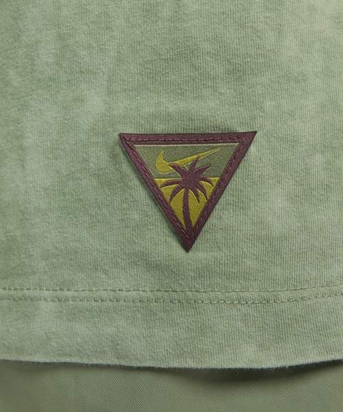 NIKE(ナイキ)の「NIKE/ナイキ NSWビーチパーティHBR S/STシャツ クルーネックTシャツ/半袖Tシャツ FB9789-010/FB9789-386(Tシャツ/カットソー・メンズ・ブラック/カーキ・M/L/XL/2XL)」の4枚目の写真