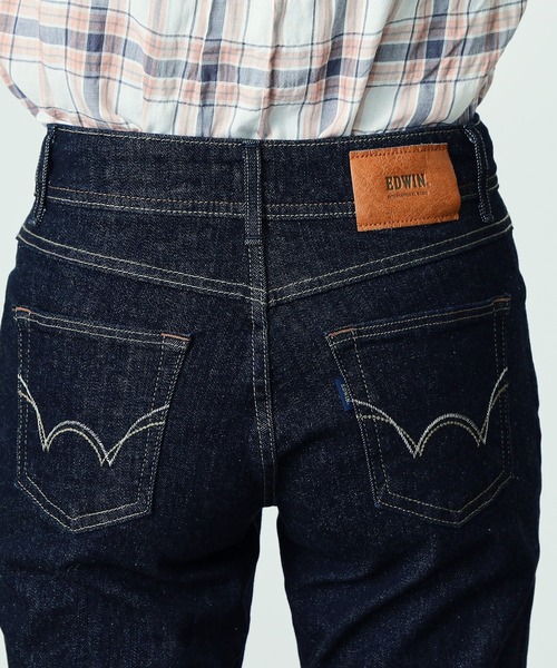 EDWIN（エドウィン）の「EDWIN LADIES インターナショナルベーシック ブーツカットデニムパンツ（デニムパンツ・レディース・インディゴブルー/ダークインディゴブルー/ライトインディゴブルー・29/30/31/34/28/32/33）」の7枚目の写真