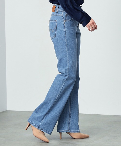 EDWIN（エドウィン）の「EDWIN LADIES インターナショナルベーシック ブーツカットデニムパンツ（デニムパンツ・レディース・インディゴブルー/ダークインディゴブルー/ライトインディゴブルー・29/30/31/34/28/32/33）」の6枚目の写真