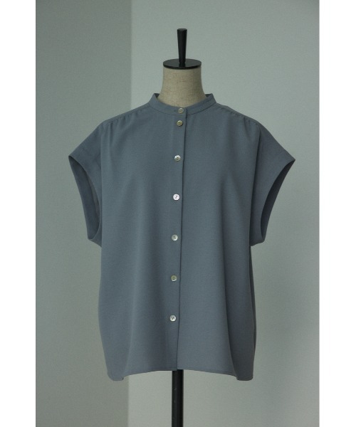 BLACK BY MOUSSY(ブラックバイマウジー)の「gather shirt(ギャザーシャツ)(シャツ/ブラウス・レディース・オフホワイト/ブラック/グレー/グリーン・FREE)」の3枚目の写真