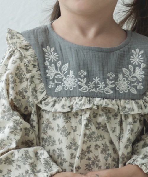 pairmanon(ペアマノン)の「スクエア切り替え 刺繍ワンピース(ワンピース・キッズ・ブルー系その他4/パープル系その他/その他・110/120/130/140/150/100/90)」の4枚目の写真