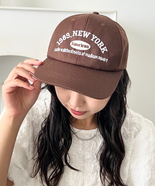 wears(ウェアーズ)の「NEWYORKフロント刺繍ロゴキャップ(キャップ・レディース・ブラック/ホワイト/ネイビー/ブラウン/ダークグリーン/ベージュ/ブルー/オフホワイト・FREE)」の5枚目の写真