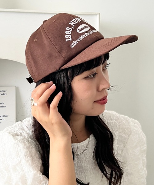 wears(ウェアーズ)の「NEWYORKフロント刺繍ロゴキャップ(キャップ・レディース・ブラック/ホワイト/ネイビー/ブラウン/ダークグリーン/ベージュ/ブルー/オフホワイト・FREE)」の11枚目の写真