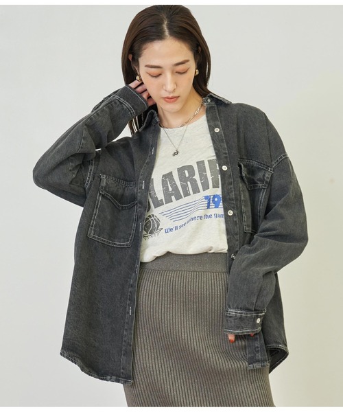 ANAP(アナップ)の「デニムオーバーサイズシャツ(シャツ/ブラウス・レディース・スミクロ/ブルー・FREE)」の21枚目の写真