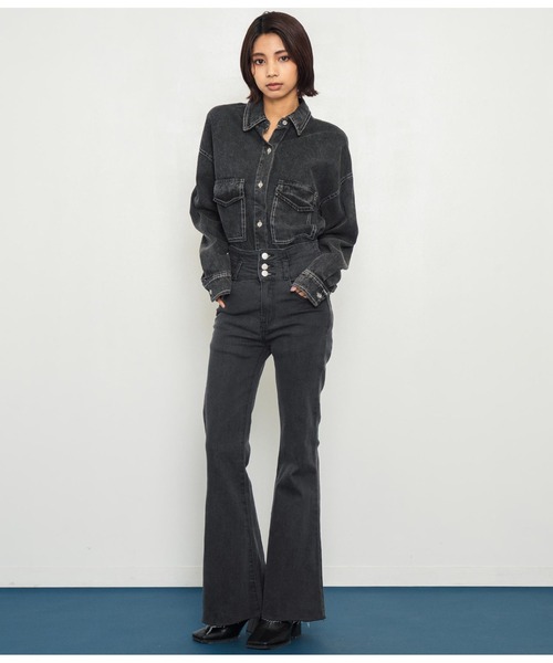 ANAP(アナップ)の「デニムオーバーサイズシャツ(シャツ/ブラウス・レディース・スミクロ/ブルー・FREE)」の11枚目の写真