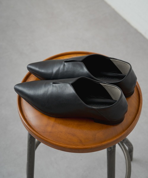 PUAL CE CIN（ピュアルセシン）の「スリットパンプス（パンプス・レディース・ブラック・LARGE/MEDIUM）」の6枚目の写真